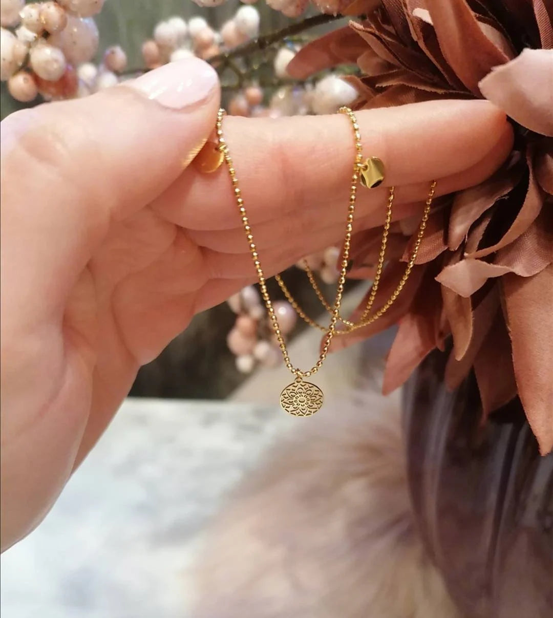 Halskette Plättchen „Mandala des Glücks“ Gold