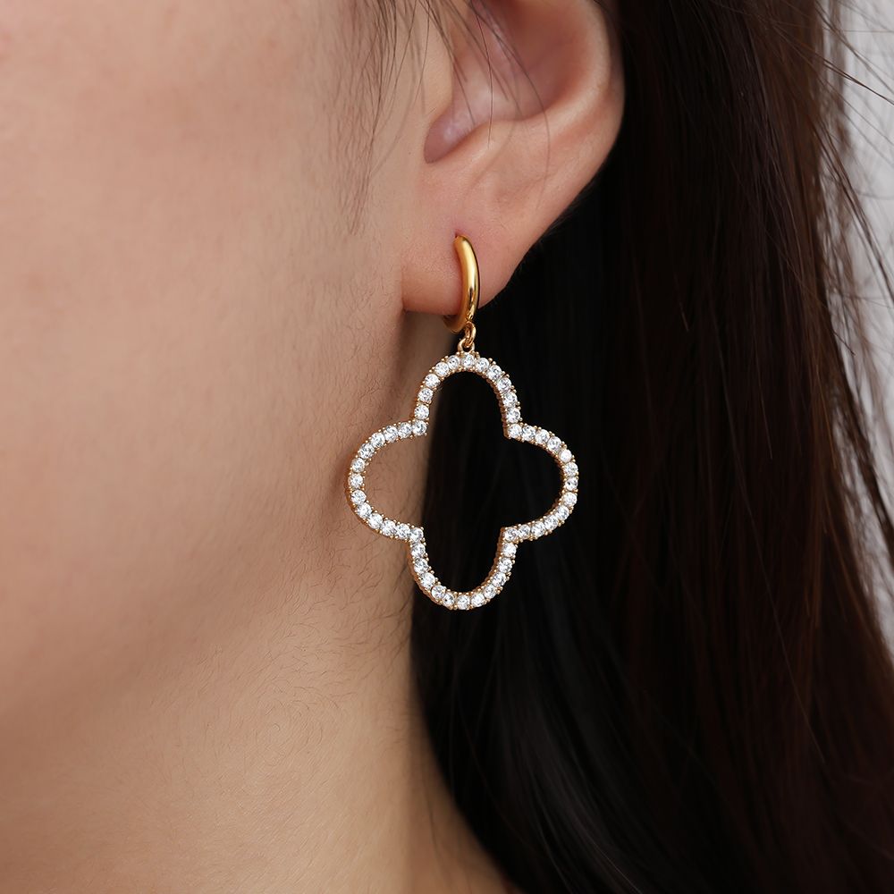 Kleeblatt Ohrringe Gold Edelstahl / Sparkling Hollow Diamonds Lucky Flower