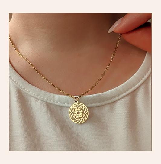 Mandala Halskette | 14K Gold | Wasserfest & allergikerfreundlich