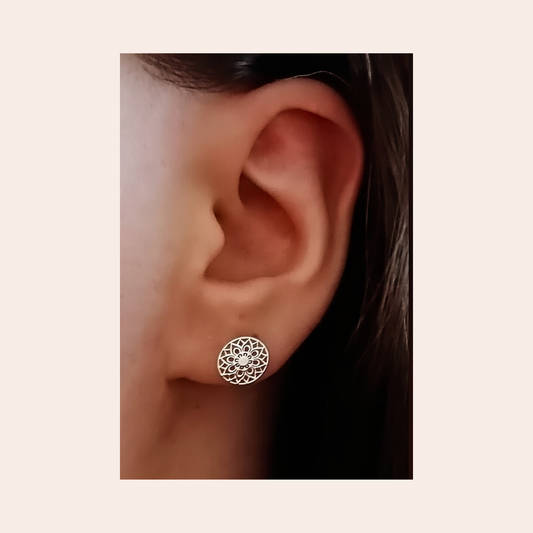 Silber Mandala Ohrstecker – Edelstahl, 9 mm | Spiritueller Schmuck