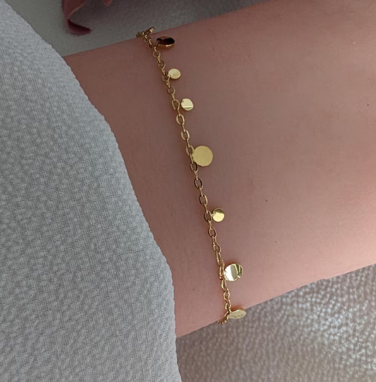 Winzige Plättchen Armkette Gold