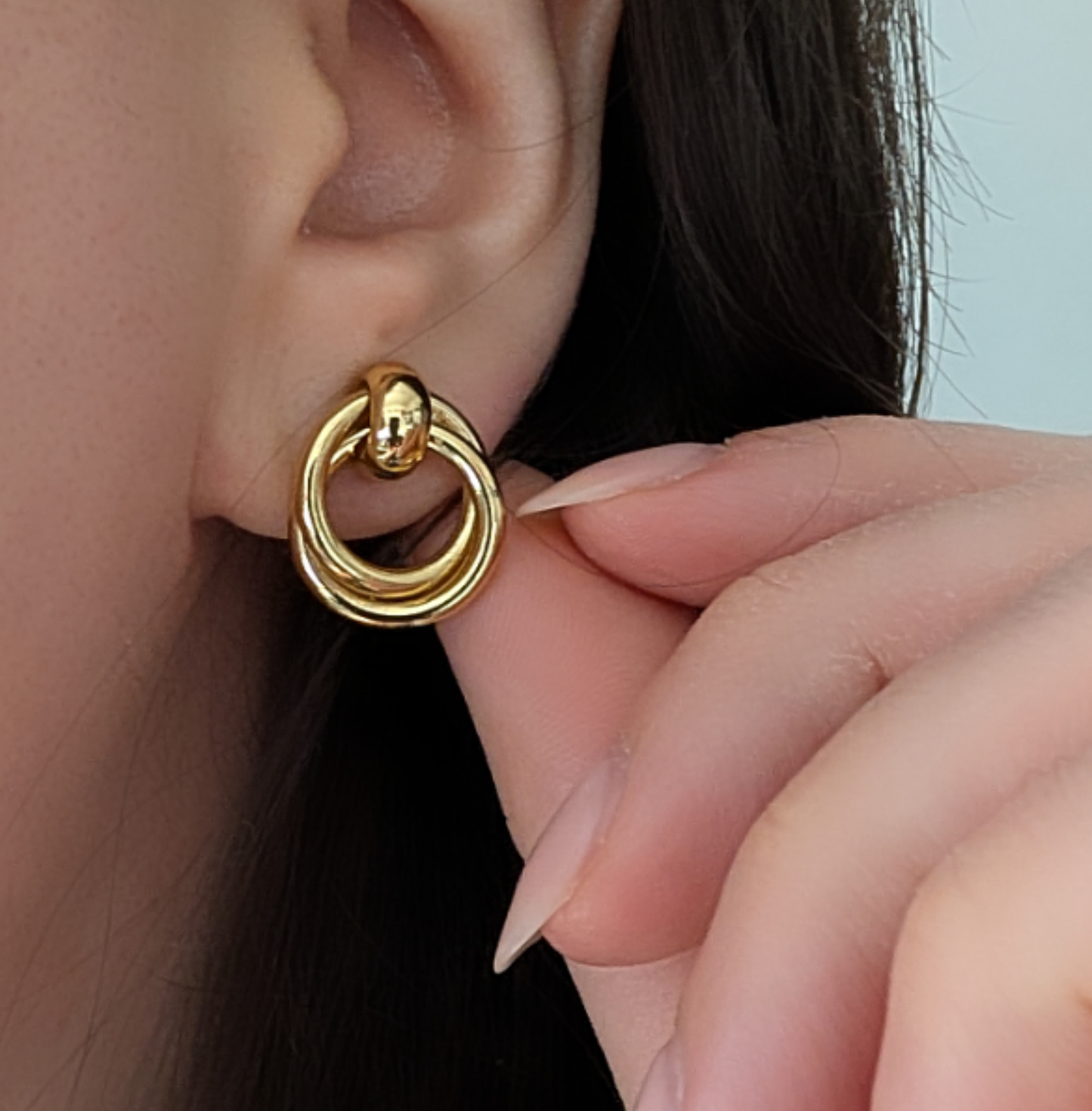 Ohrringe „Golden Knot“ – Edelstahl Gold | Knoten-Design | Wasserfest & hypoallergen