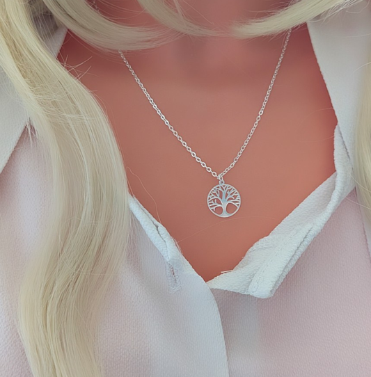 Lebensbaum Kette aus Edelstahl 999 fein versilbert – filigrane Halskette mit Baum Anhänger